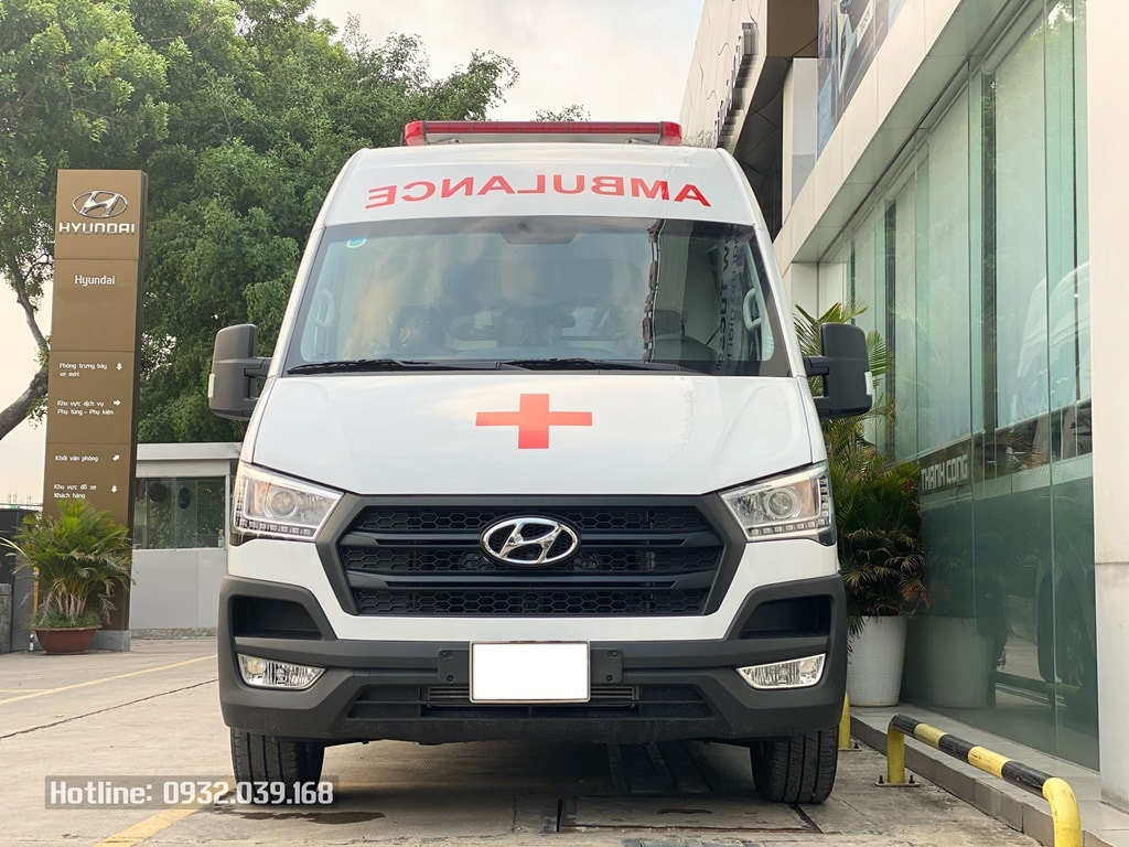 Ngoại thất Hyundai Solati cứu thương 2020
