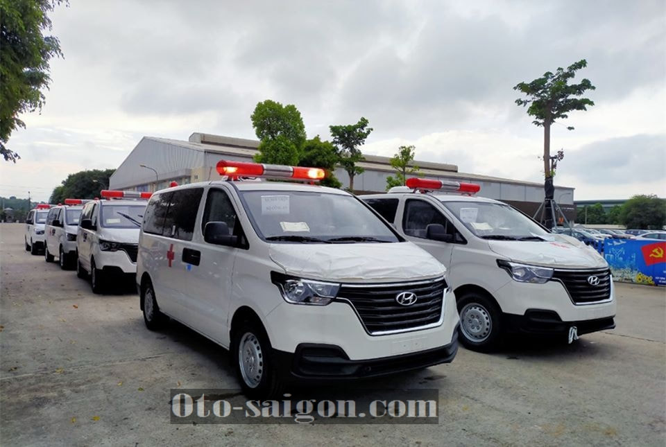 Giá xe ô tô cứu thương Hyundai starex tại Hyundai An Khánh