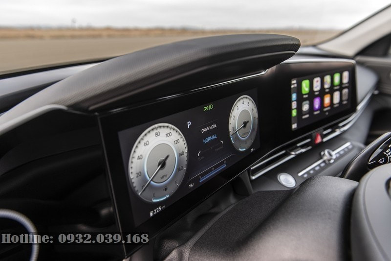 Cụm đồng hồ trung tâm Hyundai Elantra thế hệ mới 2021
