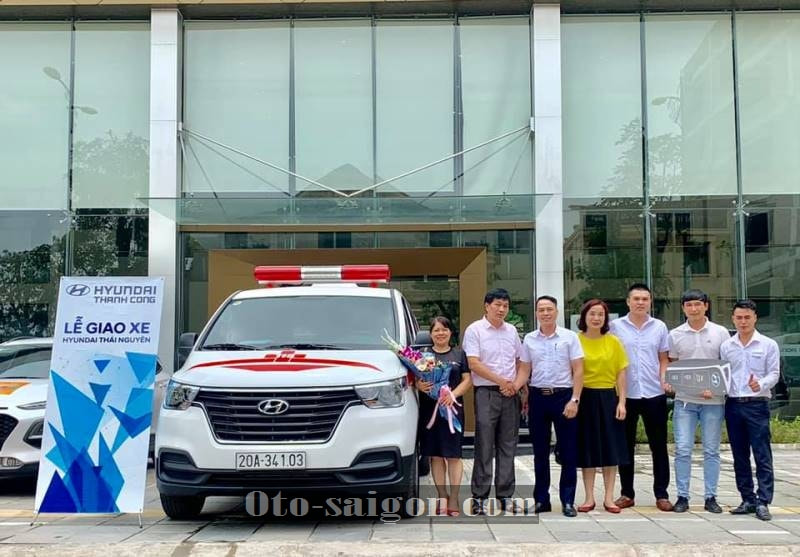 Giá xe Huyndai Starex cứu thương tại Thái Nguyên