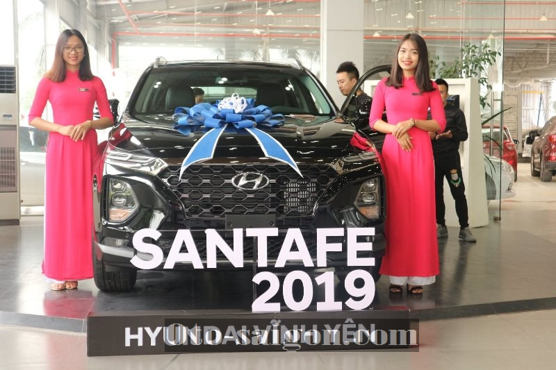 Giá xe Santafe tại Hyundai Vĩnh Phúc